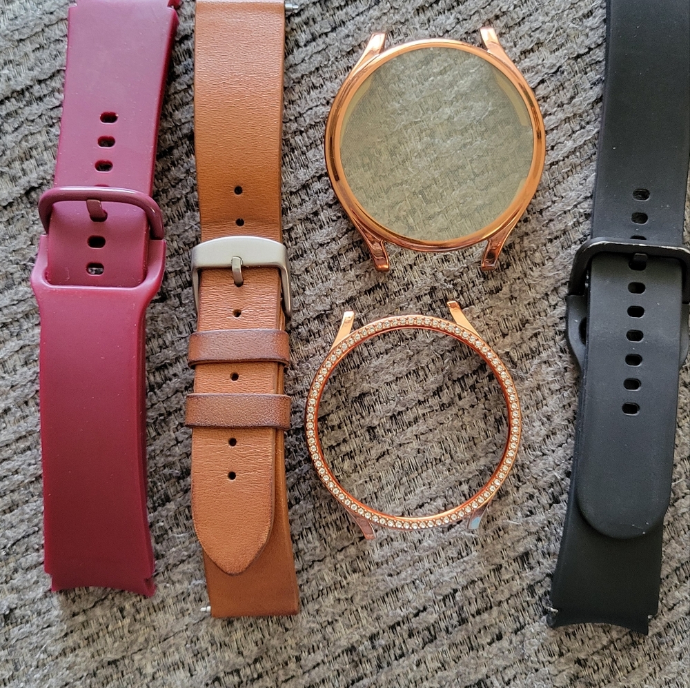 Galaxy Watch 4 Smart Fitness Watch - 44mm - Picture 2 of 8